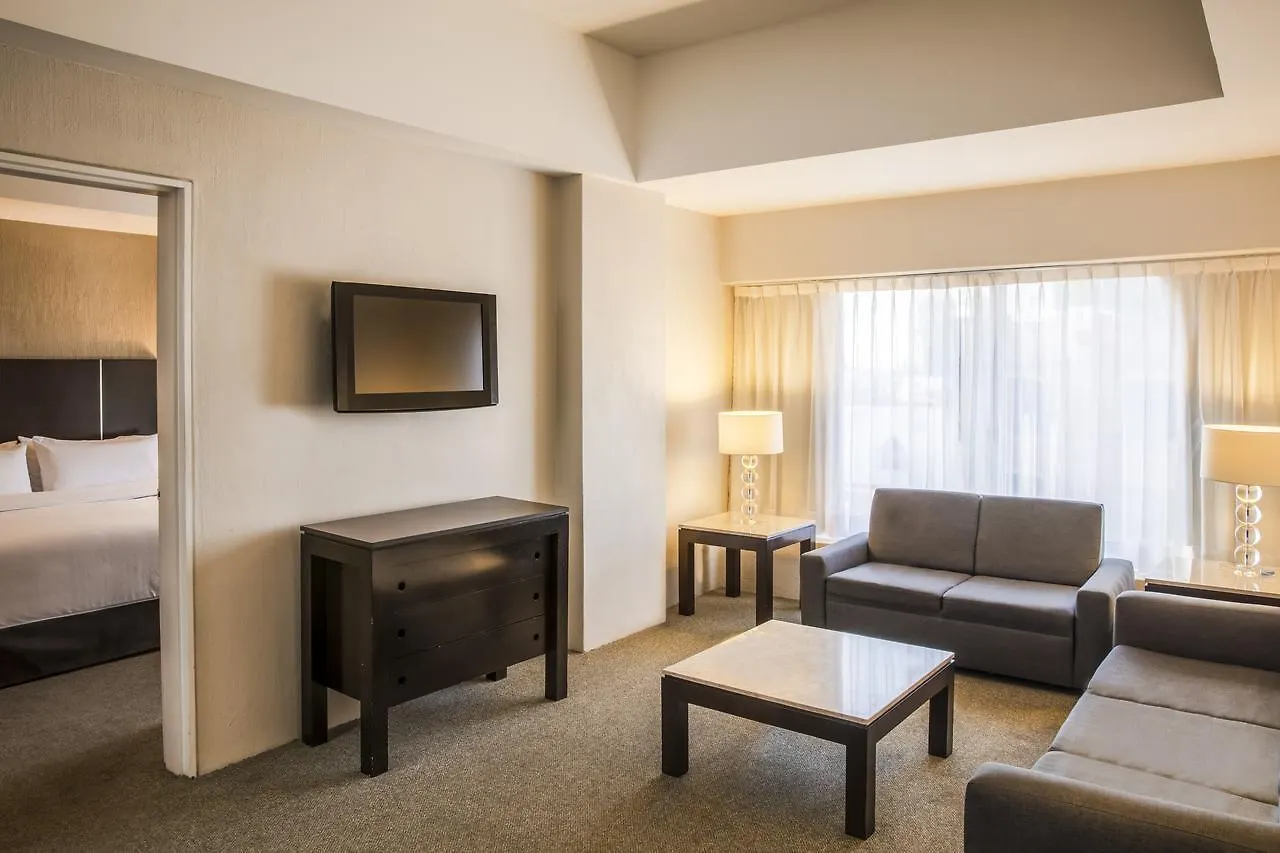 Hotel Plaza Genova Centro غوادالاجارا