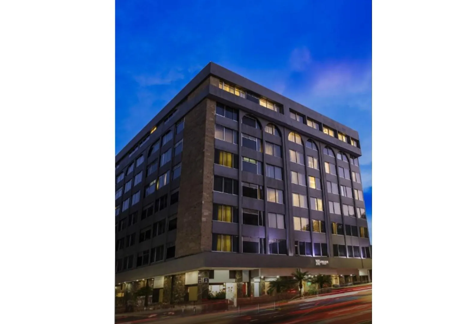 ****  Hotel Plaza Genova Centro غوادالاجارا المكسيك
