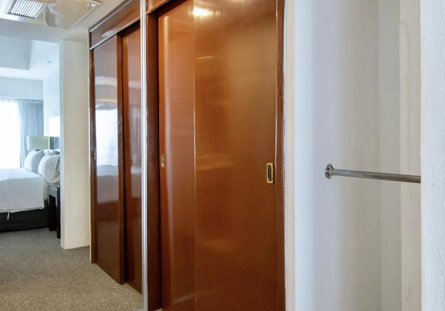 Hotel Plaza Genova Centro غوادالاجارا