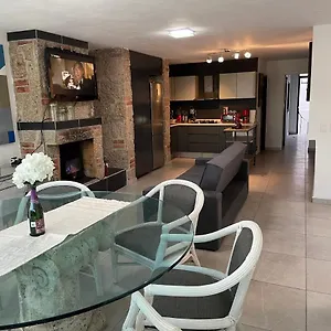 Alojamiento Completo, Con Una Excelente Ubicación Apartamento
